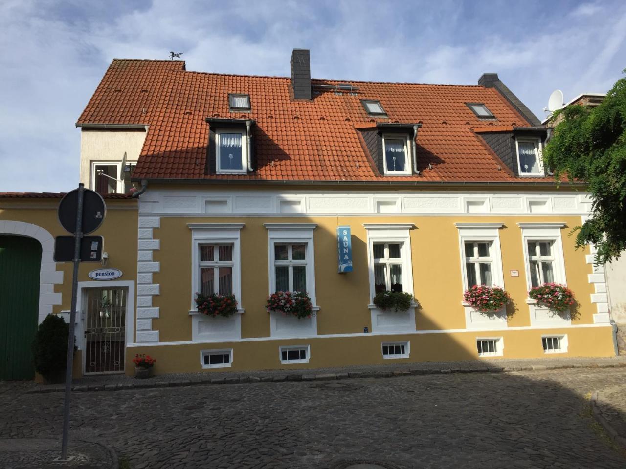 Pension & Sauna Am Lorenz Calbe Zewnętrze zdjęcie
